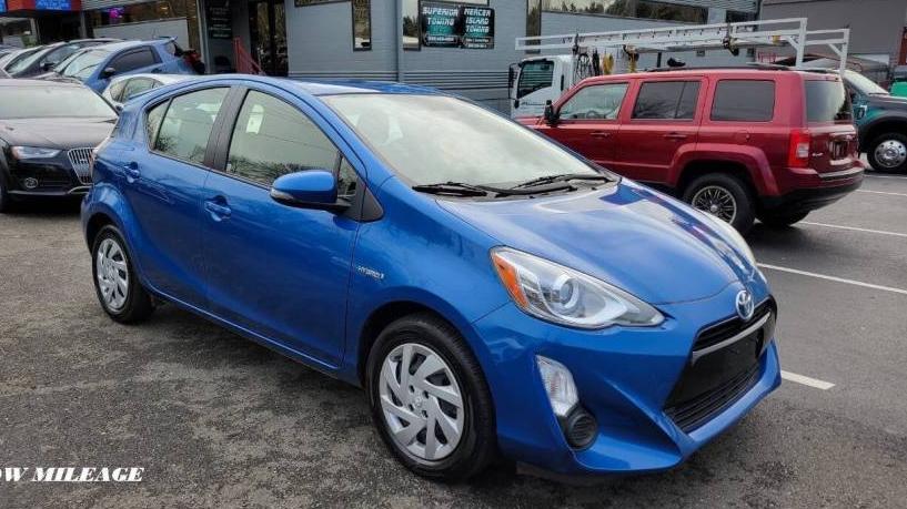 TOYOTA PRIUS C 2015 JTDKDTB33F1114017 image